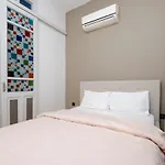 Exclusive House With 2 Apartments Including 4 Bedrooms And 4 Bathrooms In Total